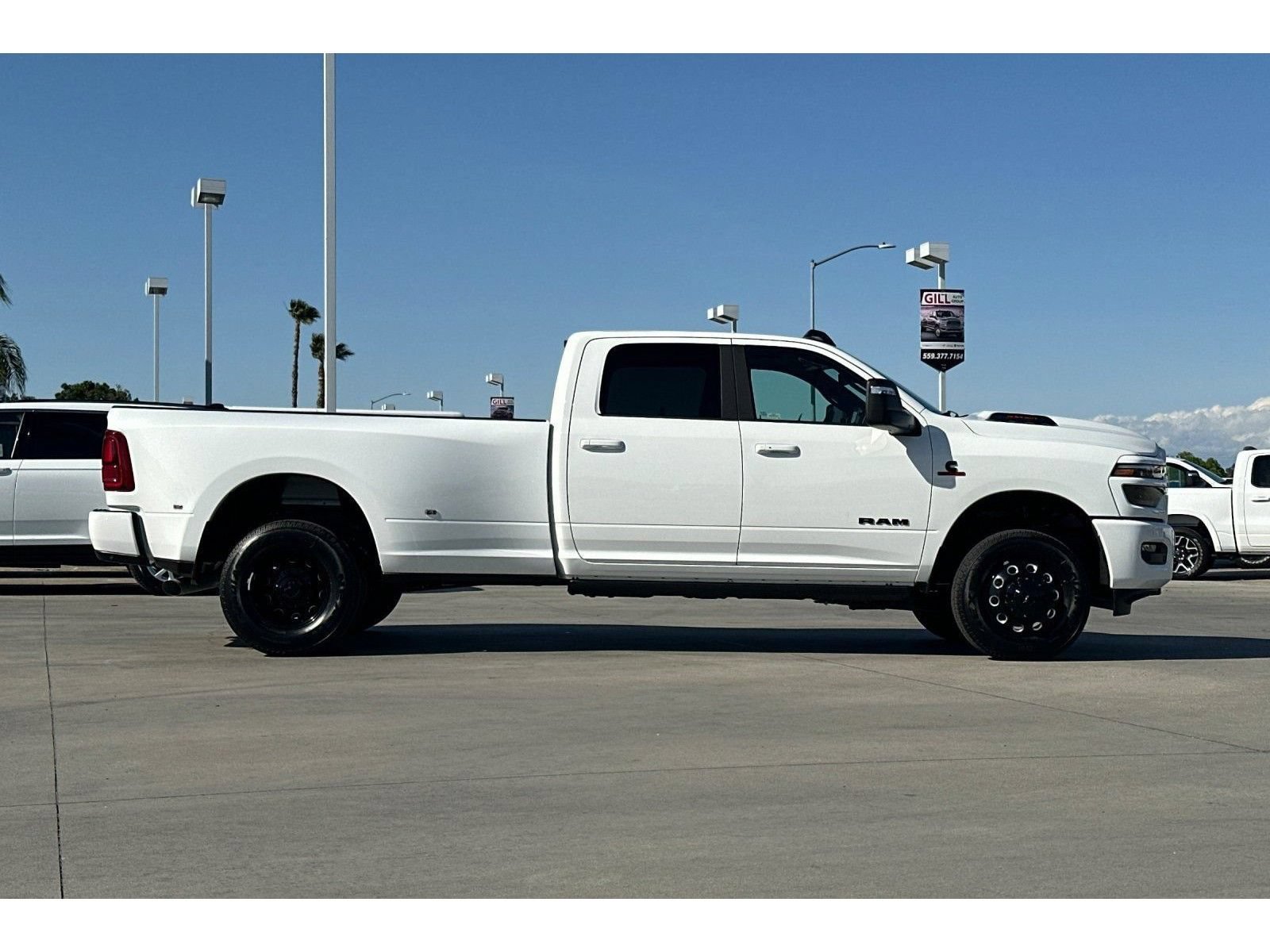 New 2026 RAM 3500 Laramie AWD/4WD image 9