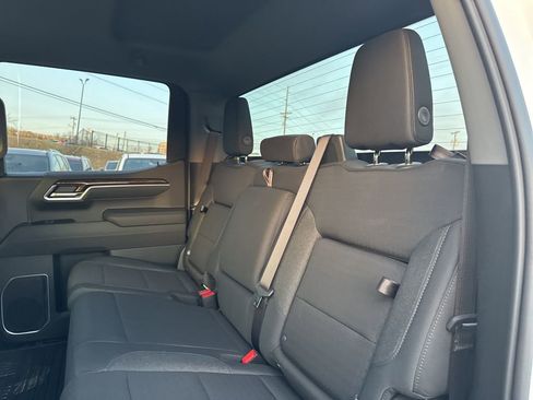 New 2026 GMC Sierra 1500 Elevation image 31