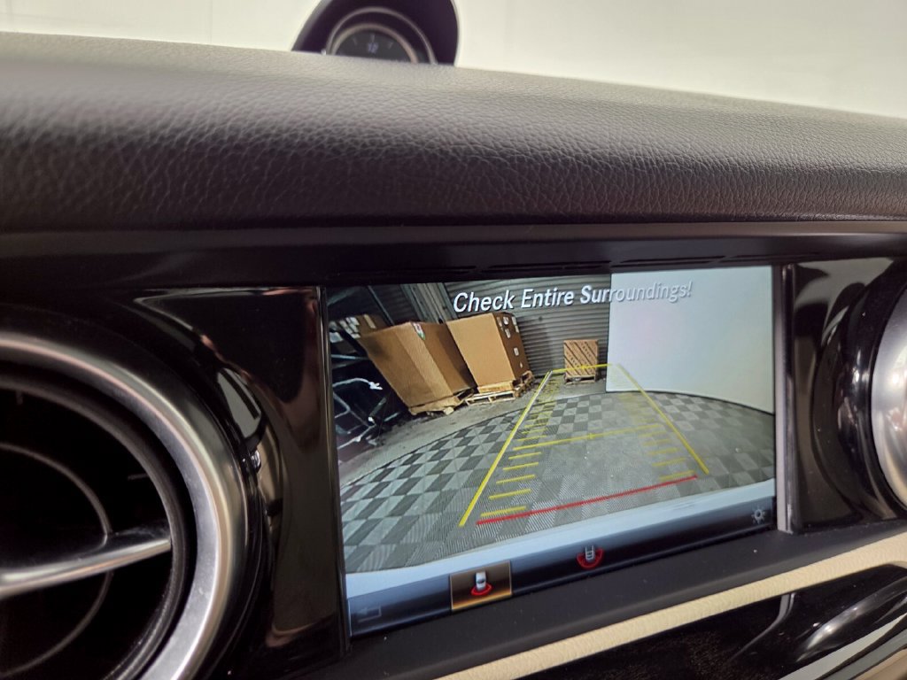 Used 2020 Mercedes-Benz SLC 300 image 12