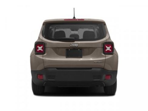 Used 2018 Jeep Renegade Latitude w/ Cold Weather Group image 8