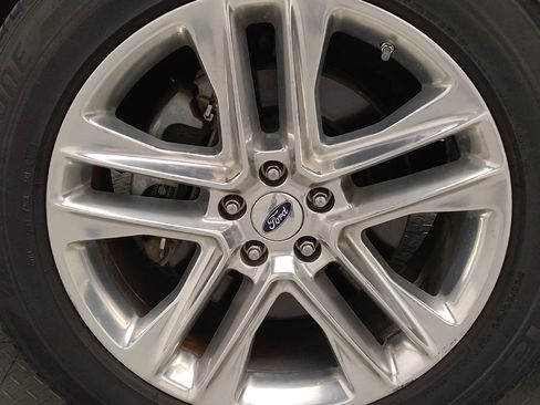 Used 2017 Ford Explorer Limited FWD image 31