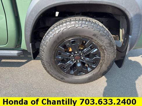 Used 2022 Nissan Frontier PRO-4X w/ Technology Package AWD/4WD image 25