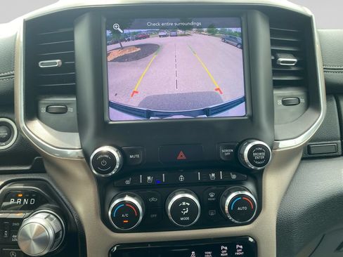Used 2021 RAM 1500 Laramie AWD/4WD image 9