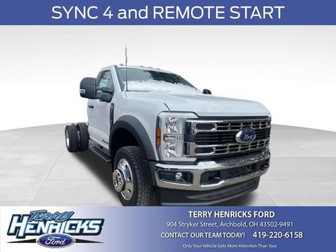 New 2026 Ford F550 4x4 Regular Cab Super Duty w/ XLT Value Package image 1