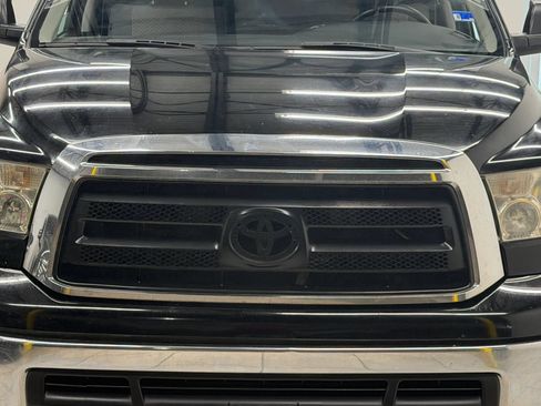 Used 2010 Toyota Tundra 4x4 Double Cab image 5