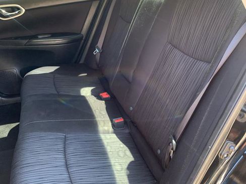 Used 2019 Nissan Sentra SV FWD image 8