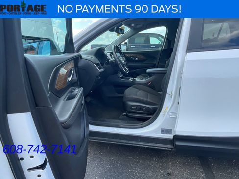 Used 2021 GMC Terrain SLE w/ Driver Convenience Package AWD/4WD image 16