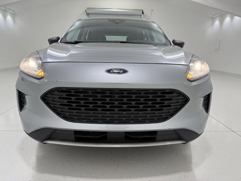 Used 2021 Ford Escape S image 2