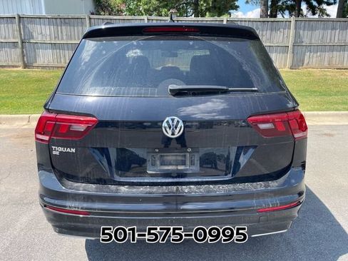 Used 2020 Volkswagen Tiguan SE R-Line FWD image 4