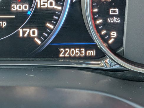 Certified 2023 GMC Acadia SLT w/ Elevation Edition image 26