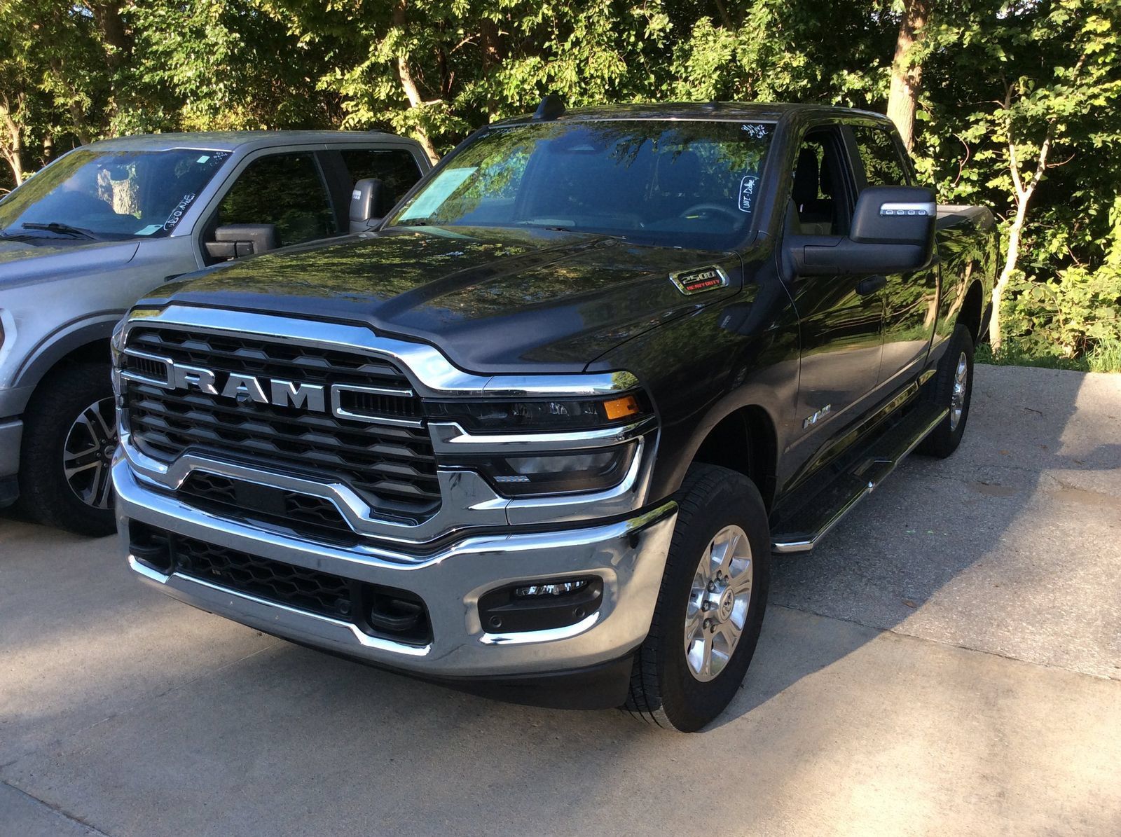 Certified 2026 RAM 2500 Big Horn AWD/4WD image 1