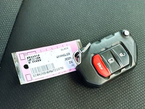 Used 2021 Jeep Wrangler Unlimited Willys image 37