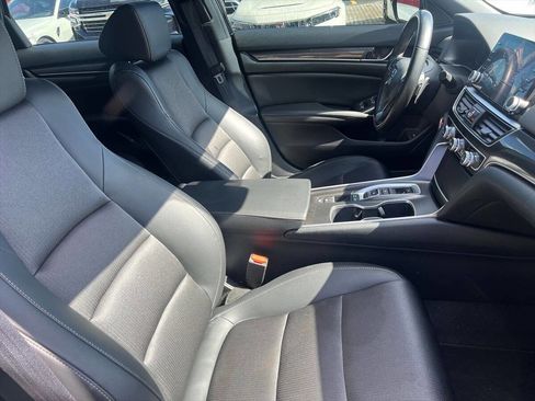 Used 2022 Honda Accord Sport image 8