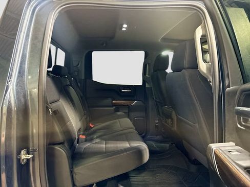 Used 2019 Chevrolet Silverado 1500 LT Trail Boss AWD/4WD image 21