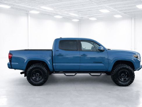 Used 2019 Toyota Tacoma SR5 image 5