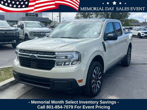 Used 2024 Ford Maverick Lariat FWD image 2