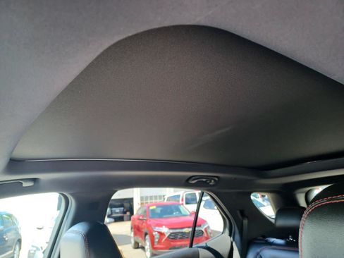 Used 2022 Chevrolet Equinox RS w/ RS Leather Package AWD/4WD image 17