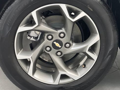 Used 2025 Chevrolet Trax LT w/ LT Convenience Package FWD image 60