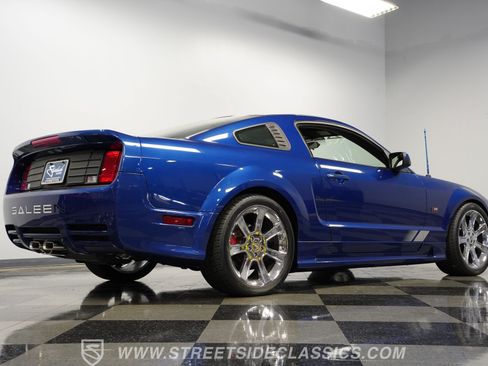 Used 2006 Ford Mustang GT RWD image 28