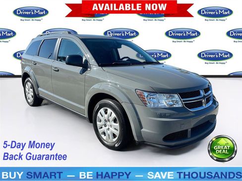 Used 2020 Dodge Journey SE image 1