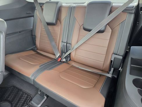 Used 2021 Volkswagen Atlas SEL Premium image 31