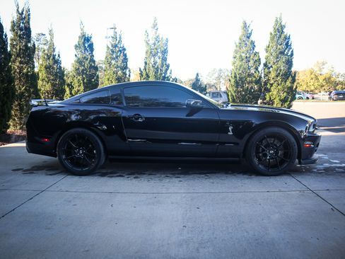 Used 2014 Ford Mustang Shelby GT500 w/ Equipment Group 821A image 12