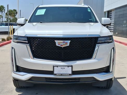 Used 2022 Cadillac Escalade Premium Luxury w/ Performance Package AWD/4WD image 2