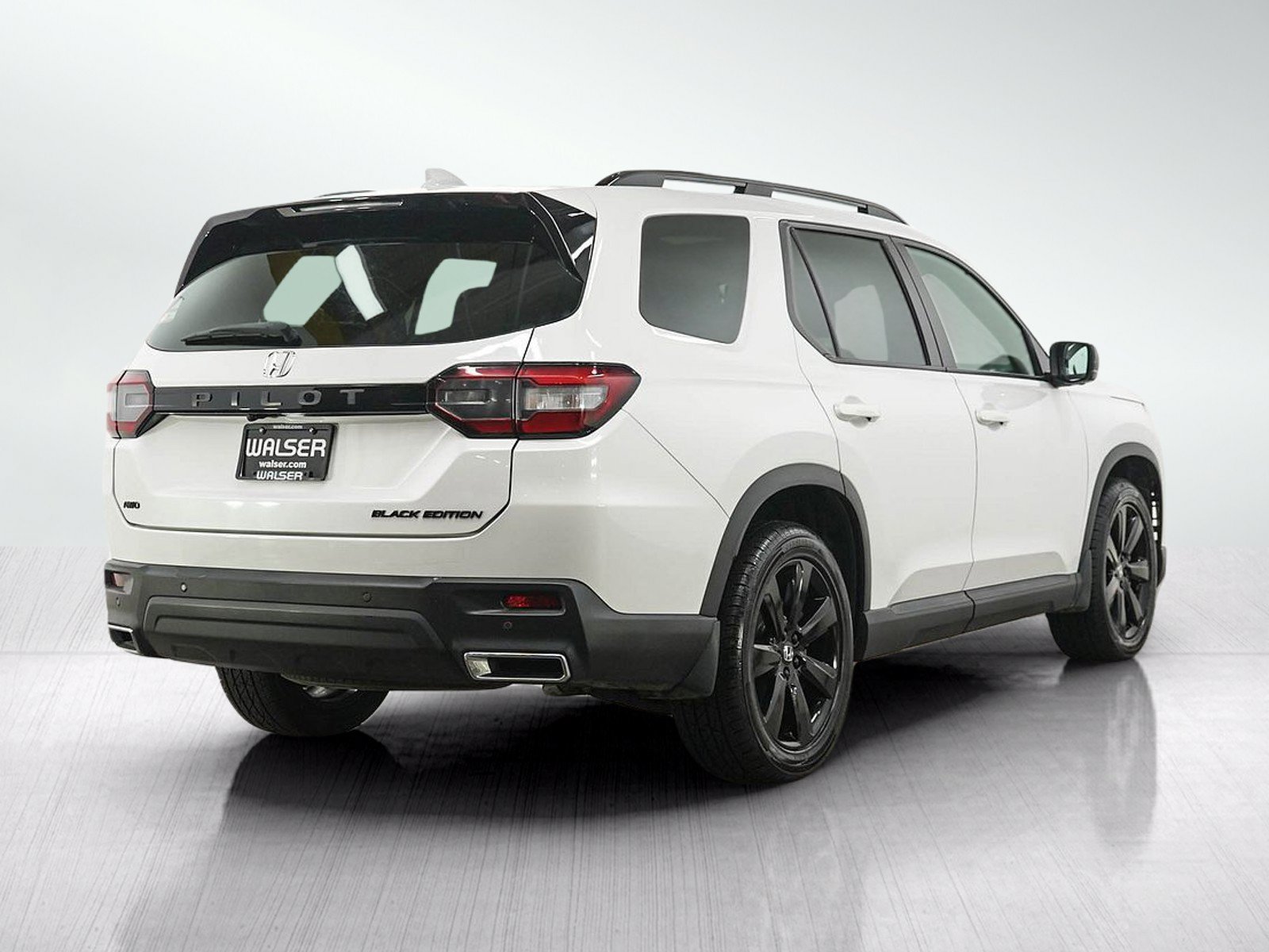 Used 2023 Honda Pilot Elite image 5