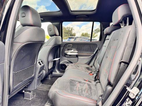 Certified 2024 Mercedes-Benz GLB 250 4MATIC image 17