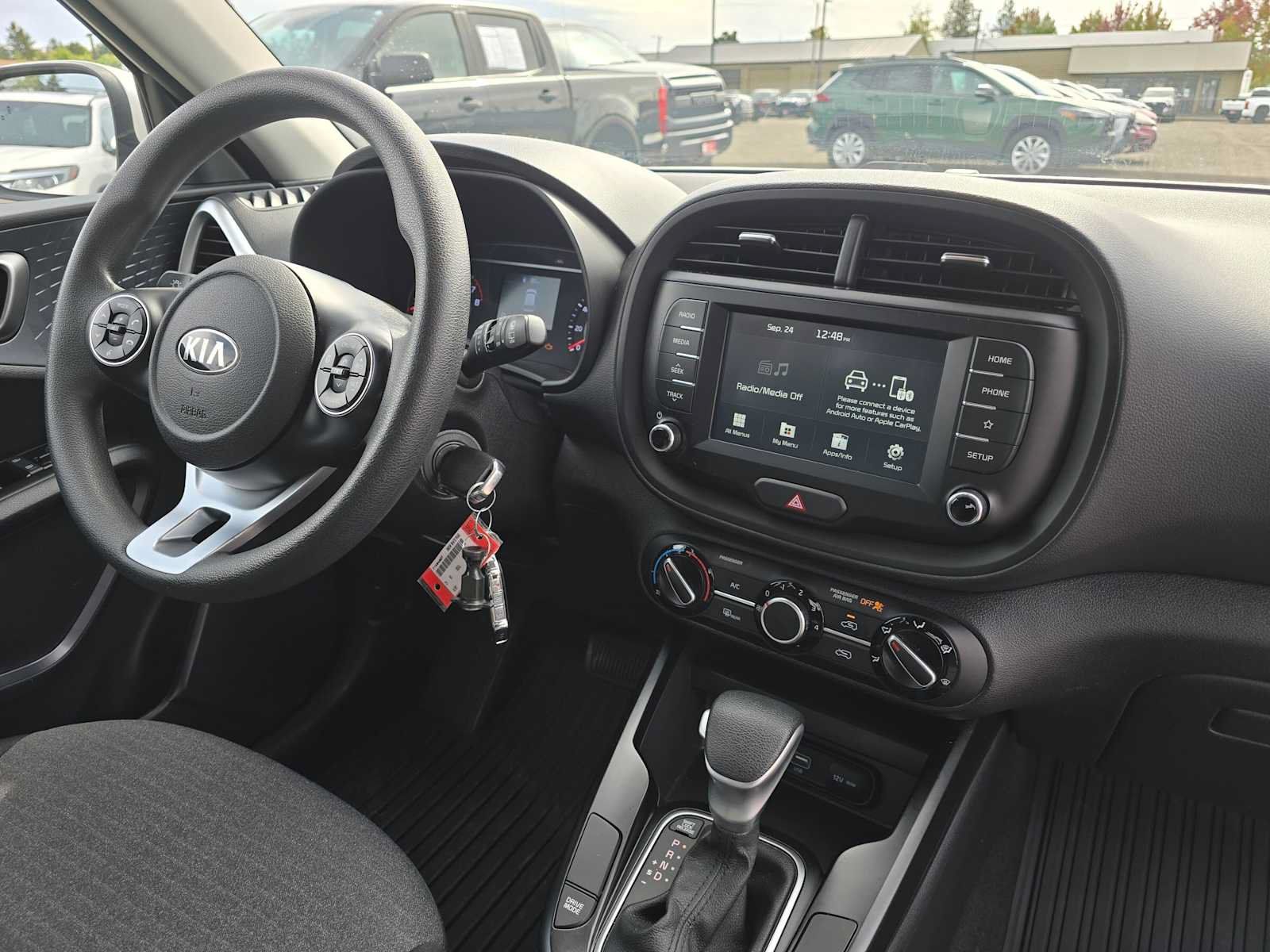 Used 2021 Kia Soul S FWD image 11