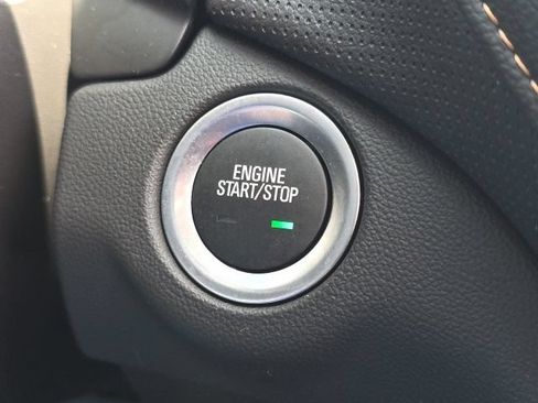Used 2024 Chevrolet Equinox Premier FWD image 14