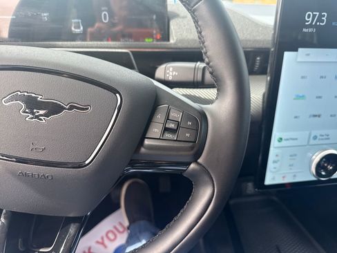 Used 2025 Ford Mustang Mach-E Select w/ Comfort Package Lite image 40