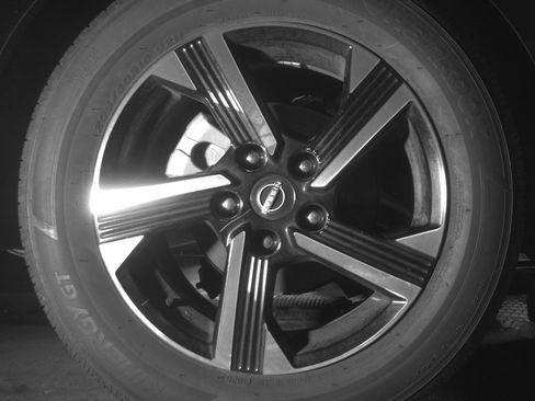 Used 2025 Nissan Sentra SV FWD image 15
