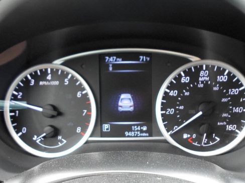 Used 2018 Nissan Sentra SV image 17