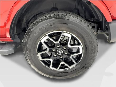 Used 2024 Ford Bronco Outer Banks AWD/4WD image 11