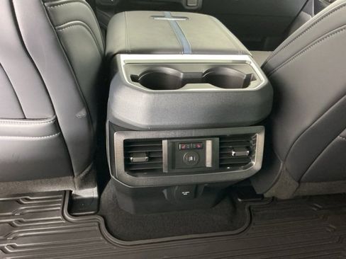 Used 2025 Ford F450 Platinum w/ FX4 Off-Road Package image 30