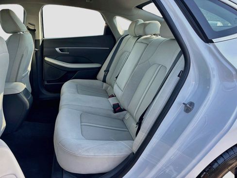 Used 2025 Hyundai Sonata SEL FWD image 23