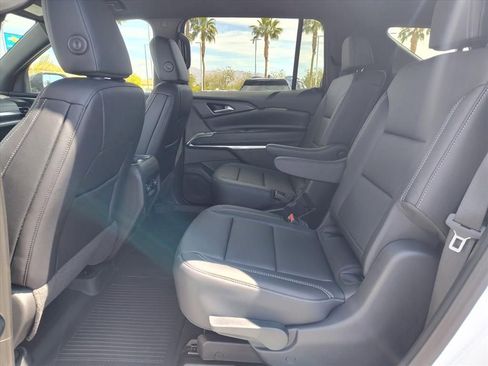 New 2026 Chevrolet Traverse LT FWD image 6