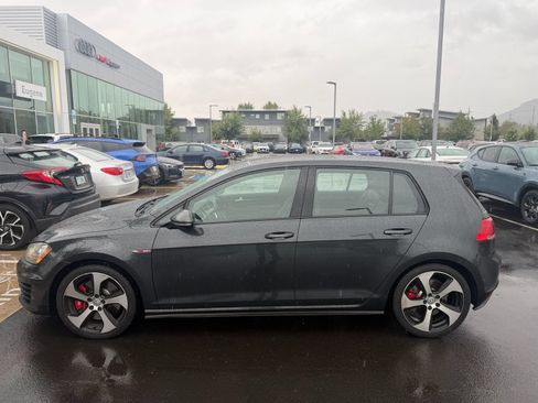 Used 2016 Volkswagen GTI SE w/ Lighting Package (SEL) FWD image 2