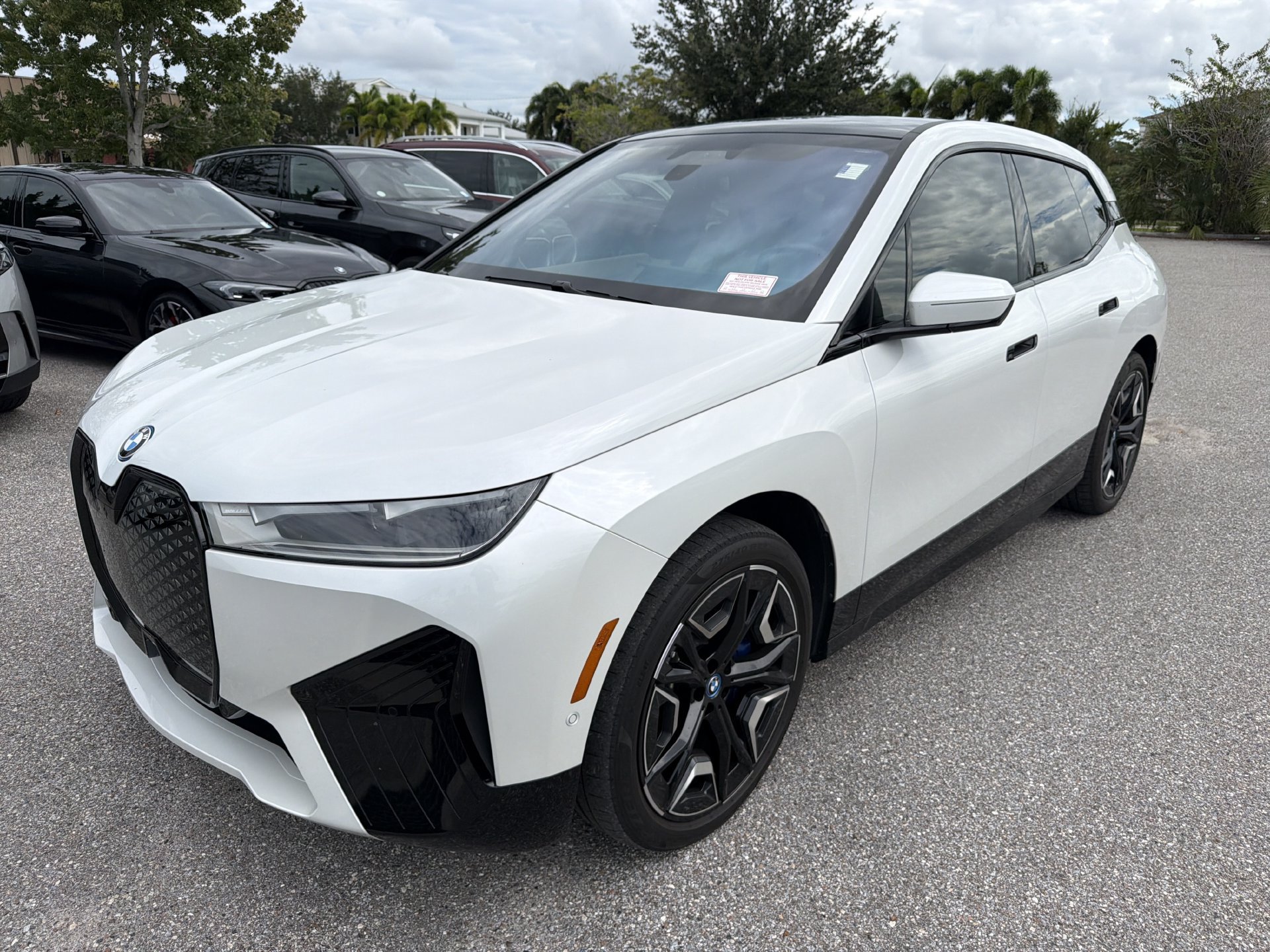 Certified 2024 BMW iX xDrive50 w/ Sport Package AWD/4WD image 7