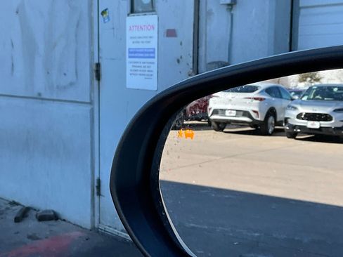 Used 2025 Buick Encore GX Preferred image 18