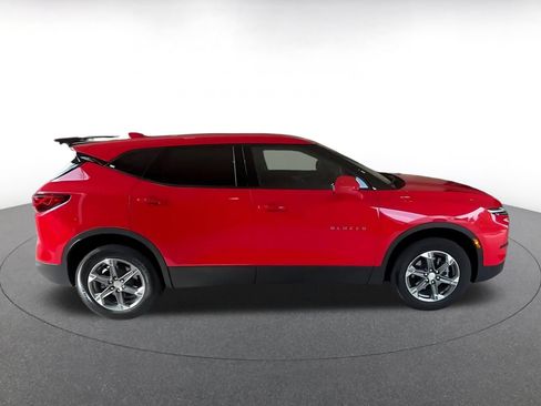 Used 2025 Chevrolet Blazer LT FWD image 16