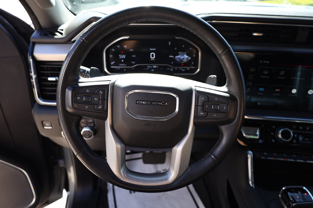 Used 2023 GMC Sierra 1500 Denali w/ Technology Package AWD/4WD image 13
