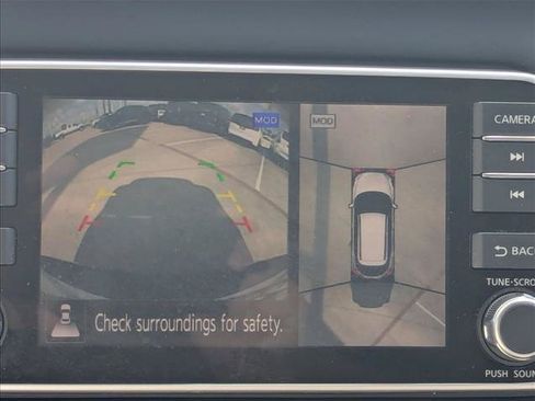 Used 2020 Nissan Kicks SR w/ SR Premium Package FWD image 13