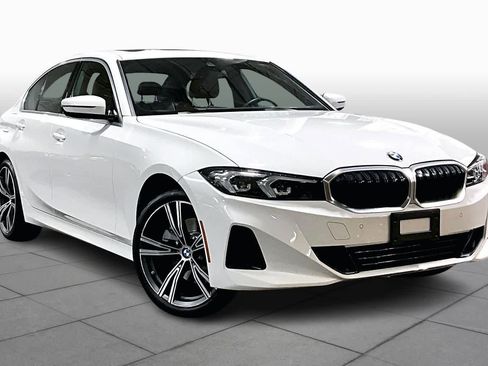 Used 2024 BMW 330i xDrive Sedan w/ Convenience Package image 2