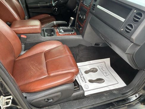 Used 2008 Jeep Commander Limited w/ Trailer Tow Group IV AWD/4WD image 12
