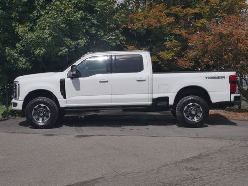 Certified 2024 Ford F350 Lariat w/ Lariat Ultimate Package AWD/4WD image 20