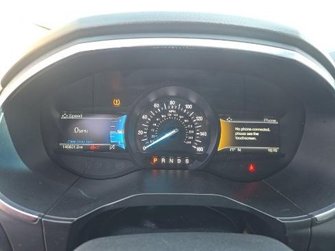 Used 2019 Ford Edge Titanium w/ Cold Weather Package AWD/4WD image 10