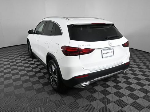 Certified 2026 Mercedes-Benz GLA 250 image 4