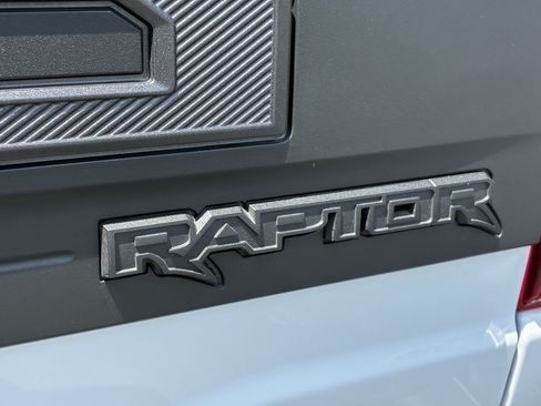 Used 2025 Ford F150 Raptor AWD/4WD image 12